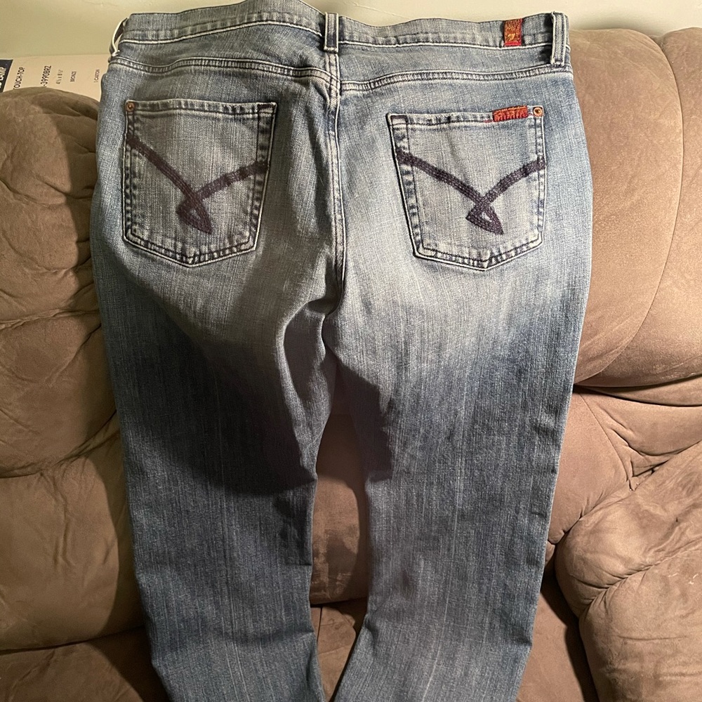 Relaxed Fit 7 For All Mankind Jeans - Picture 6 of 8
